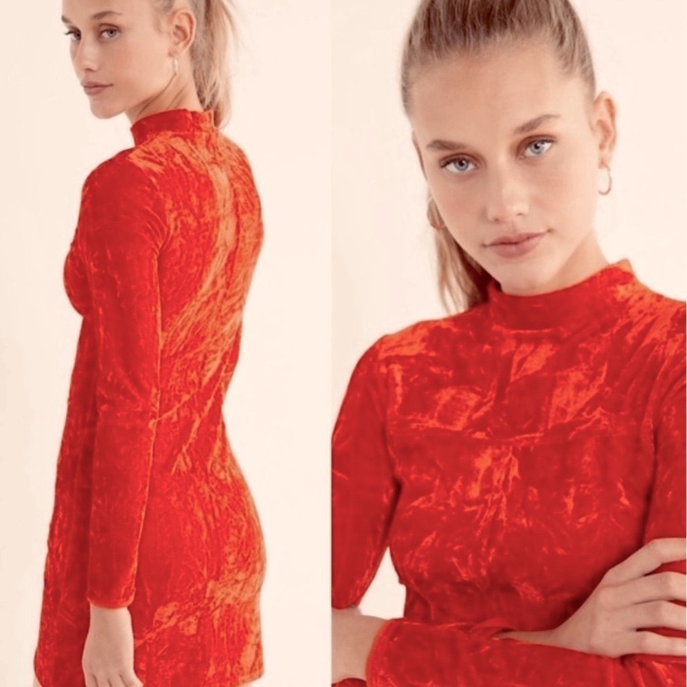 Like New Urban Outfitters Ice Crusher Velvet Long Sleeve Mini Dress in Red M